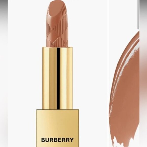 Burberry Other - Burberry 05 Horseferry Beige Kisses Satin Lipstick NIB